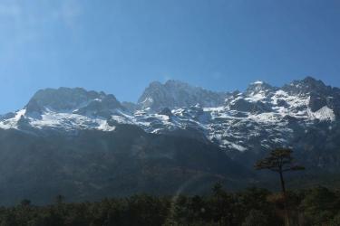 玉龙雪山：云南丽江的神秘雪山，北半球最南的壮美风光