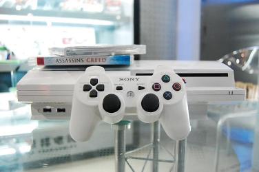 索尼PlayStation 3：引领蓝光与高品质影音时代的游戏机