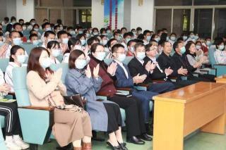 广东实验中学南海学校：打造“三高四优”人才的摇篮