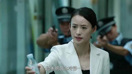 以父之名：女警郝欢喜的缉毒使命